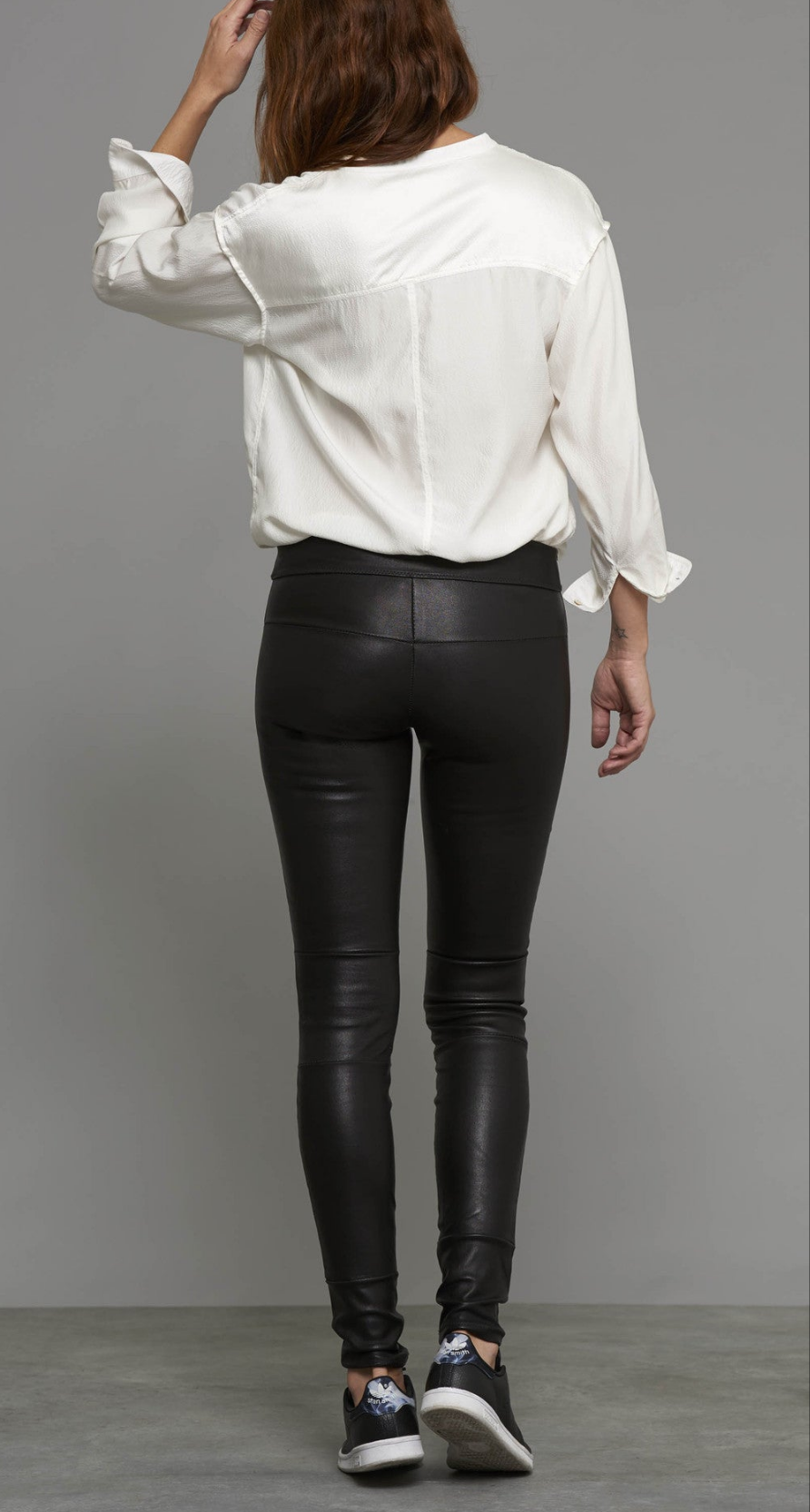 Classic Stretch-Leather Leggings: Black