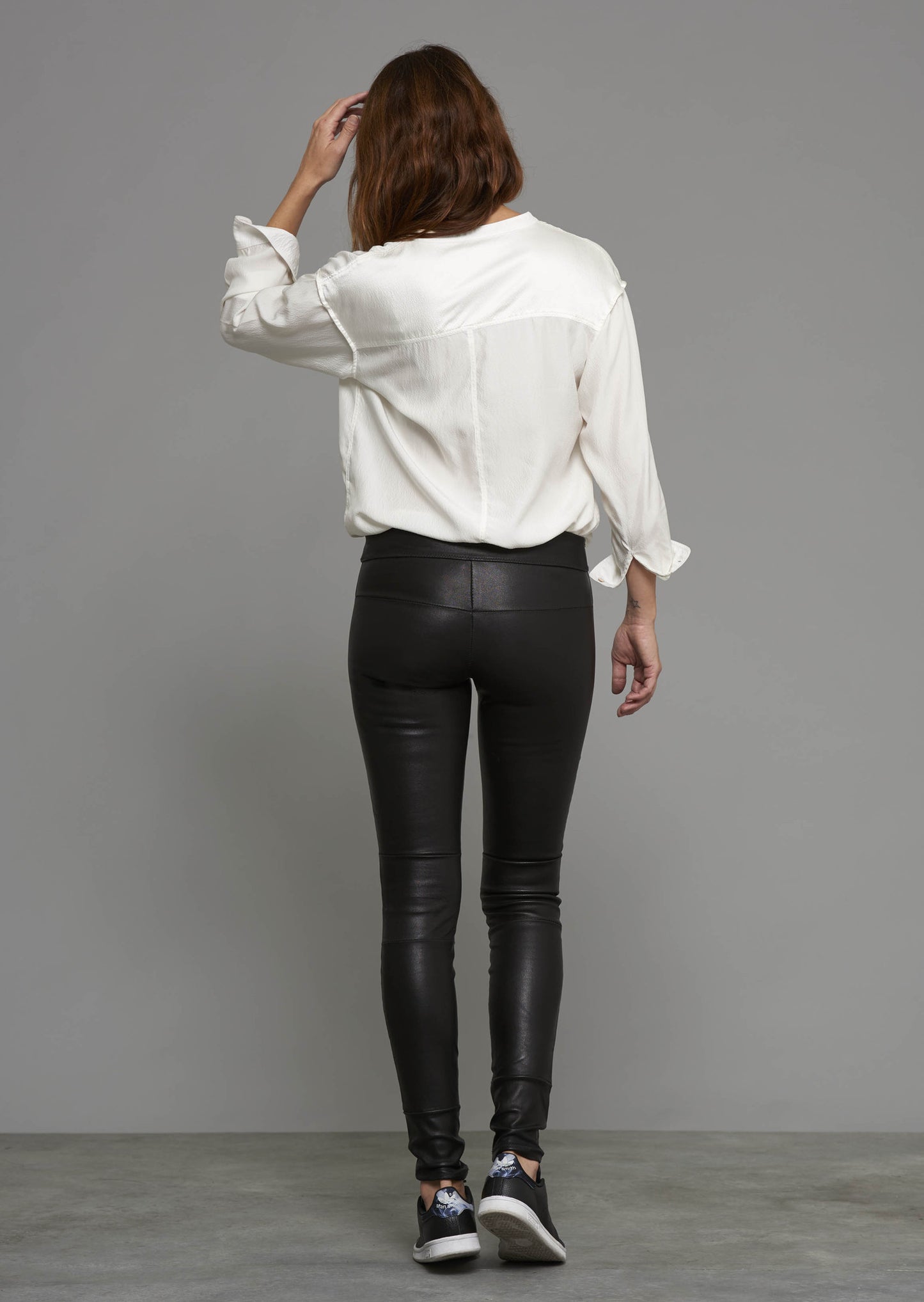 Classic Stretch-Leather Leggings: Black