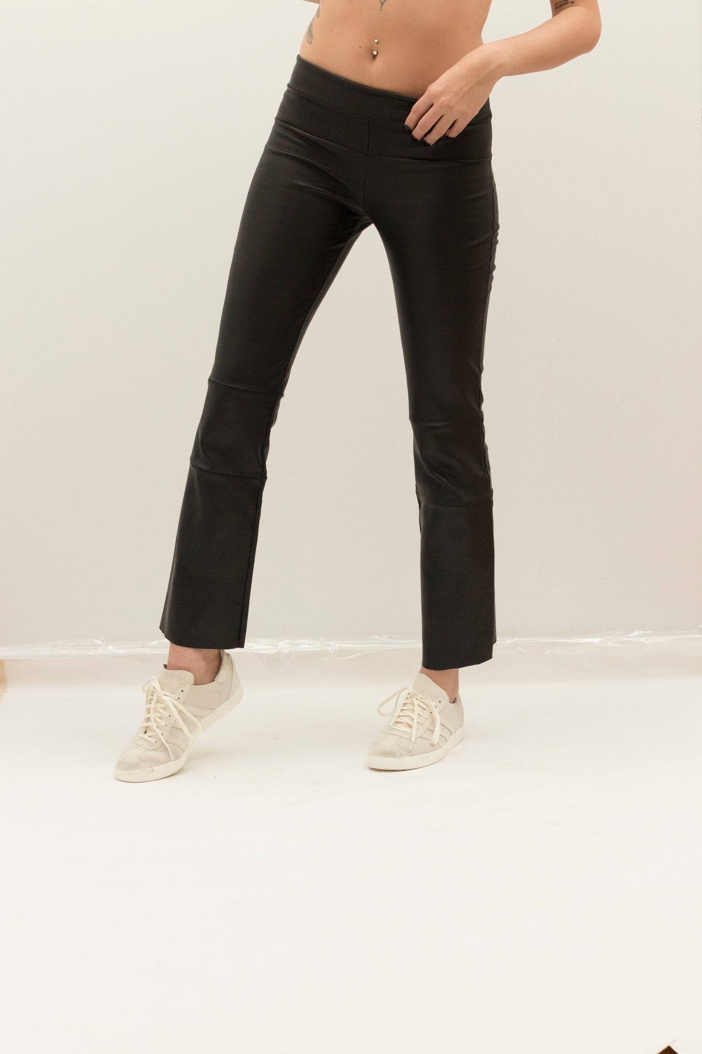 Cropped Stretch Leather Bootlegging